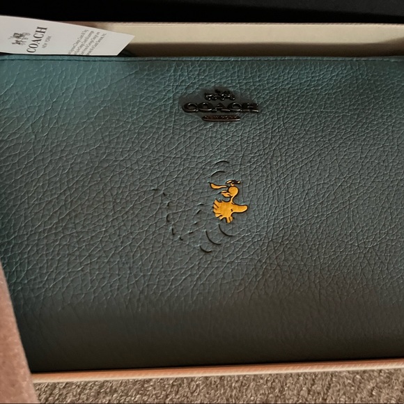 COPY - NWT in Box! Coach Snoopy collection large zip wristlet - Ocean blue- - Picture 5 of 6